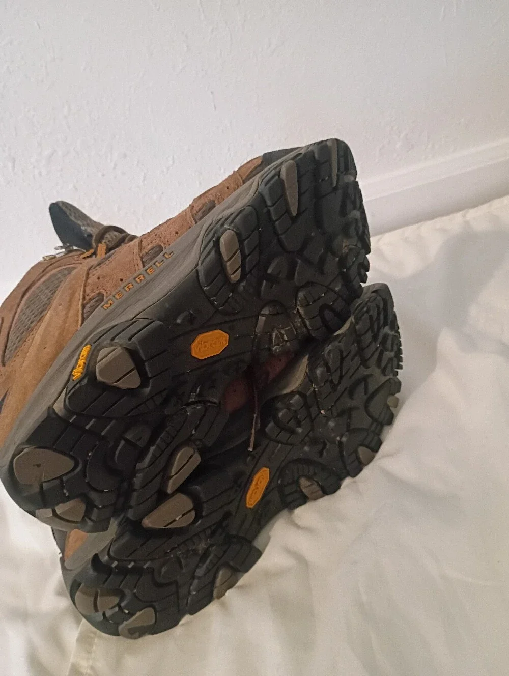 Merrell Men's Moab Mid Waterproof J035839